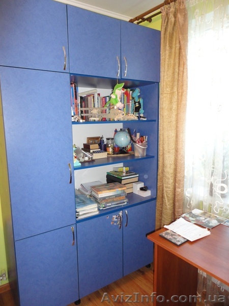 продам шкаф 3секционный .цвет синий - <ro>Изображение</ro><ru>Изображение</ru> #1, <ru>Объявление</ru> #972301