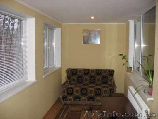 В Центральном р-не Черкасс предлагаем к посуточной аренде комфортабельную кварти - <ro>Изображение</ro><ru>Изображение</ru> #1, <ru>Объявление</ru> #1569150