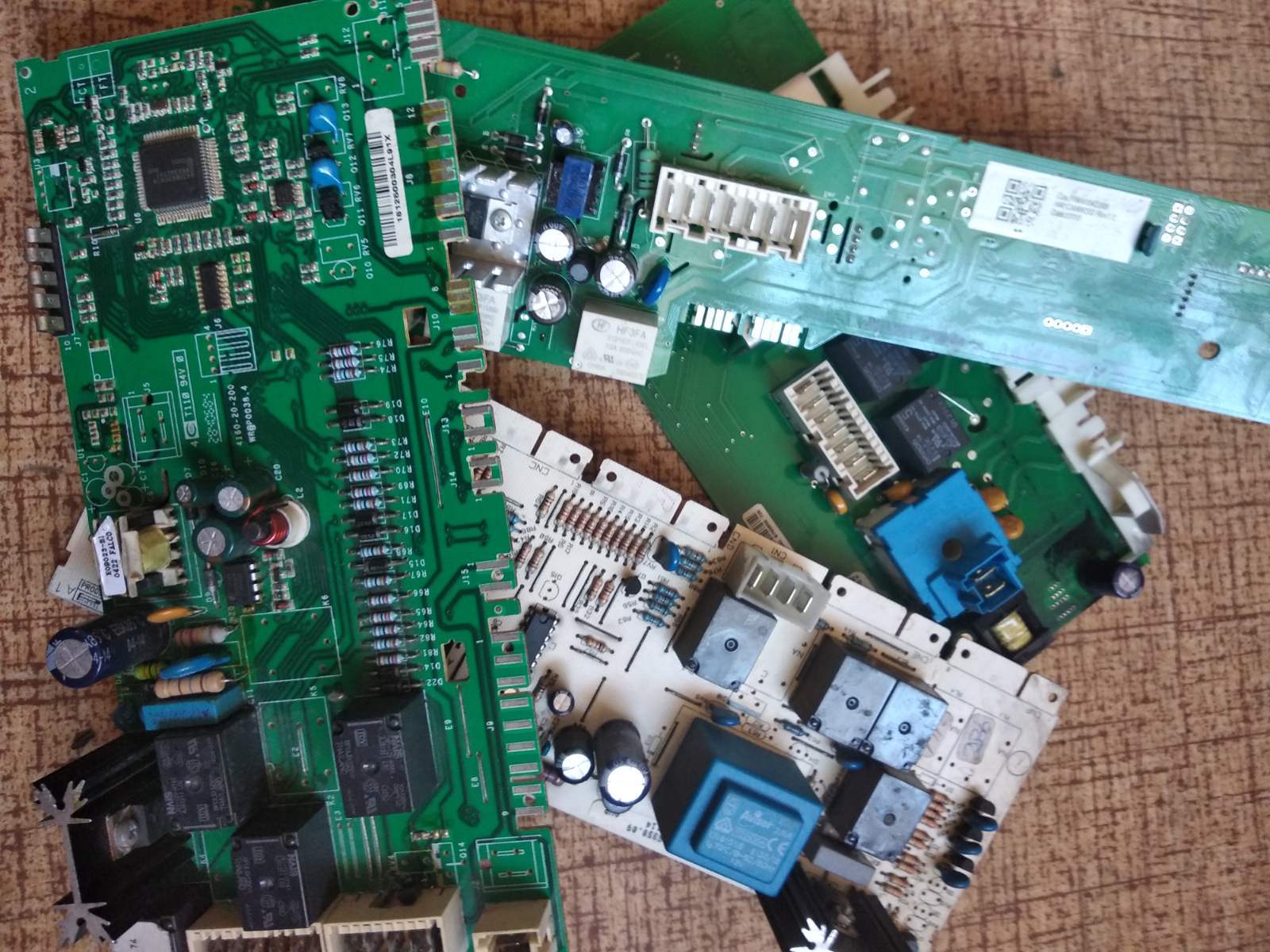 ремонт плат - <ro>Изображение</ro><ru>Изображение</ru> #1, <ru>Объявление</ru> #1691442