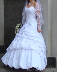 Продам шикарное, в отличном состоянии свадебное платье - <ro>Изображение</ro><ru>Изображение</ru> #1, <ru>Объявление</ru> #265089