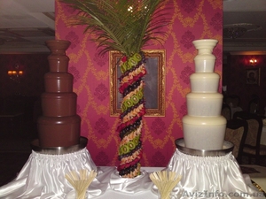 Шоколадный фонтан на корпоратив