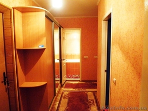 Продам 2-х комнатную квартиру в центре Черкасс в хорошем состоянии - <ro>Изображение</ro><ru>Изображение</ru> #4, <ru>Объявление</ru> #889937