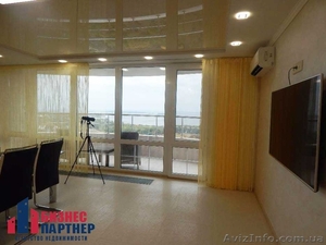 Сдается 2-х комнатная квартира в тихом Центре с видом на Днепр - <ro>Изображение</ro><ru>Изображение</ru> #2, <ru>Объявление</ru> #1587139