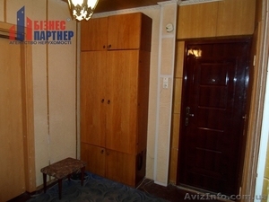 Продам квартиру з комфортним плануванням по вул. Ватутіна. - <ro>Изображение</ro><ru>Изображение</ru> #5, <ru>Объявление</ru> #1612869