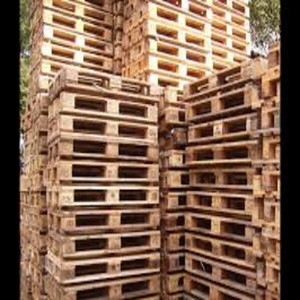 Куплю піддони у Львовi