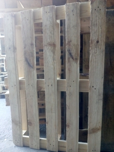 Продаю поддоны Б/У