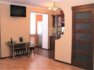 1-кімнатна квартира з якісним ремонтом у новому будинку в районі Митниці - <ro>Изображение</ro><ru>Изображение</ru> #2, <ru>Объявление</ru> #1702830