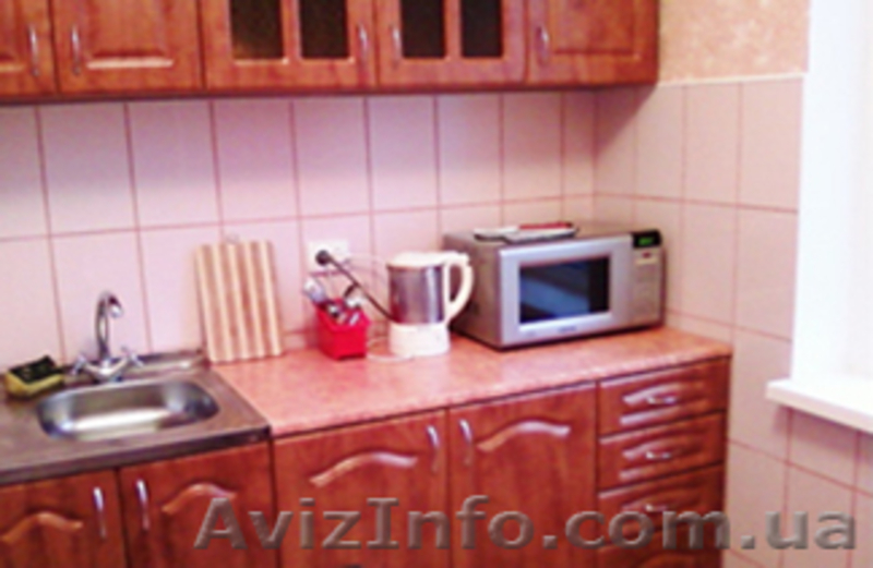 Сдам 2 ком. квартиру в Черкассах с евроремонтом посуточно, понедельно.. - <ro>Изображение</ro><ru>Изображение</ru> #1, <ru>Объявление</ru> #54427