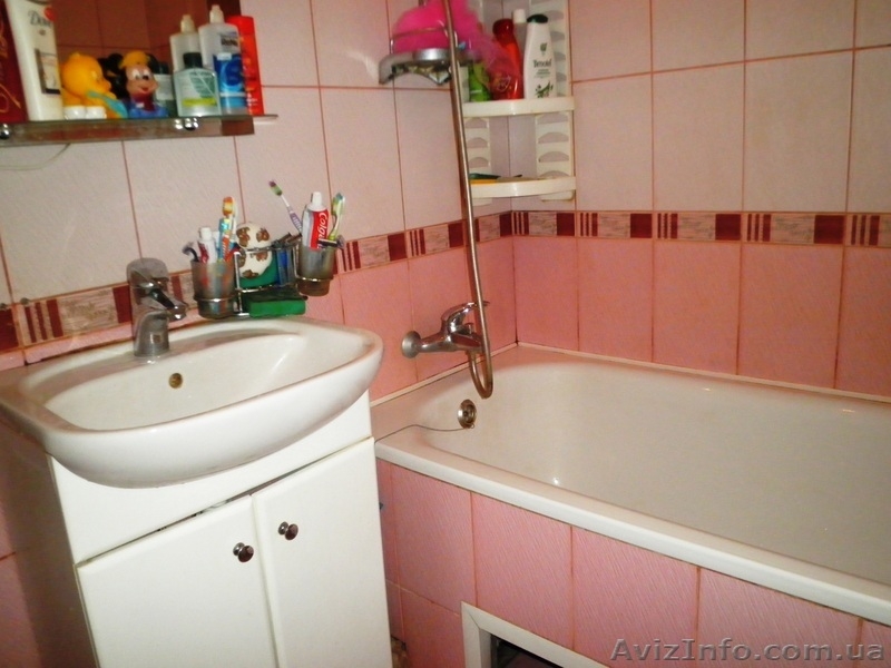 Продам 3-кімнатну квартиру з хорошим ремонтом в м.Черкаси 067-936-85-95. - <ro>Изображение</ro><ru>Изображение</ru> #1, <ru>Объявление</ru> #805103