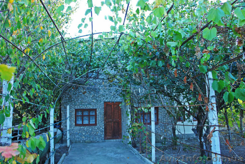 Дача-Дом у моря 4 сот. Крым Феодосия - <ro>Изображение</ro><ru>Изображение</ru> #2, <ru>Объявление</ru> #841656