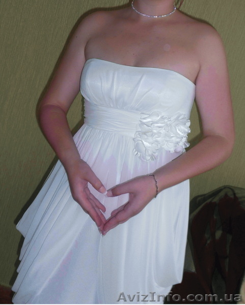 Продам вечернее эксклюзивное платье - <ro>Изображение</ro><ru>Изображение</ru> #1, <ru>Объявление</ru> #922372