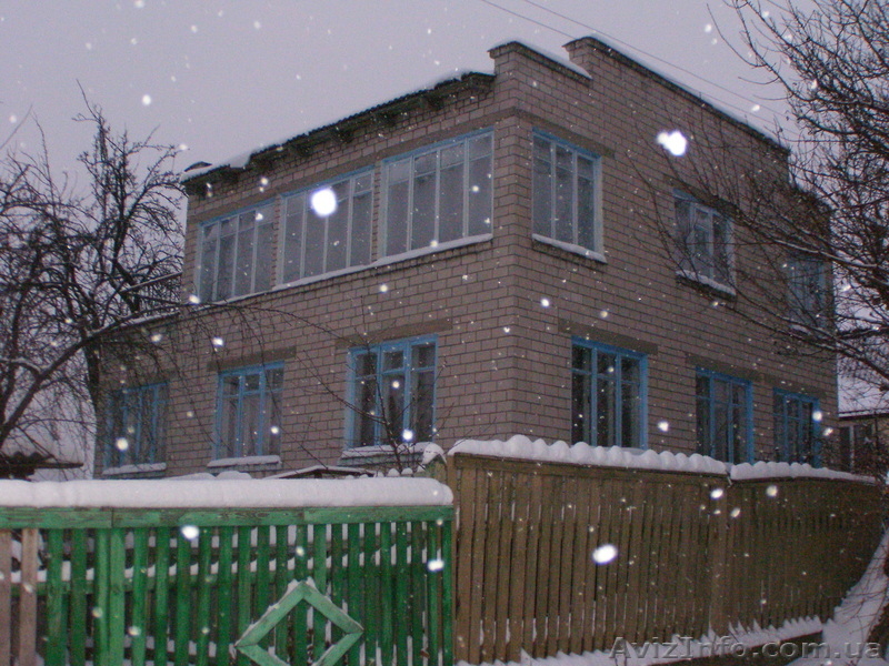 2-х этажный дом в г. Каневе - <ro>Изображение</ro><ru>Изображение</ru> #1, <ru>Объявление</ru> #1057548