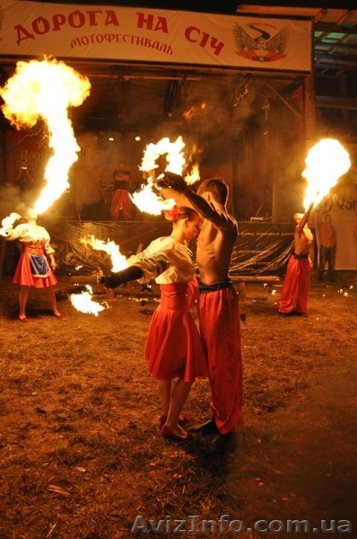 Фаер шоу Черкассы и обл ,огненно-пиротехническое шоу , огненные сердца - <ro>Изображение</ro><ru>Изображение</ru> #9, <ru>Объявление</ru> #1275525