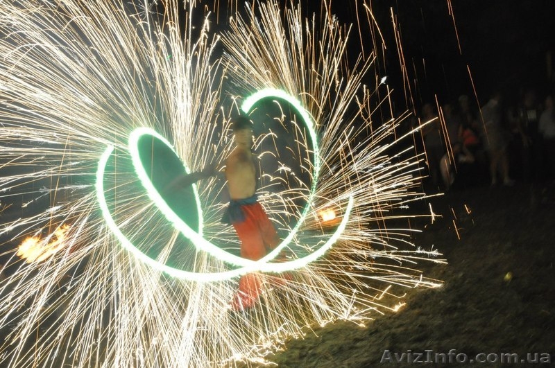 Фаер шоу Черкассы и обл ,огненно-пиротехническое шоу , огненные сердца - <ro>Изображение</ro><ru>Изображение</ru> #3, <ru>Объявление</ru> #1275525