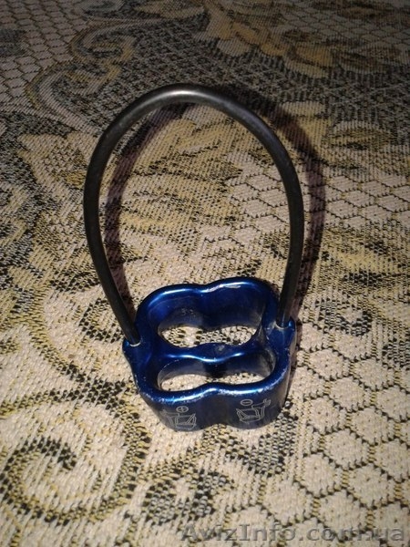 Продам Горные пластиковые ботинки,снегоступы ,спусковое устройство - <ro>Изображение</ro><ru>Изображение</ru> #2, <ru>Объявление</ru> #1333901