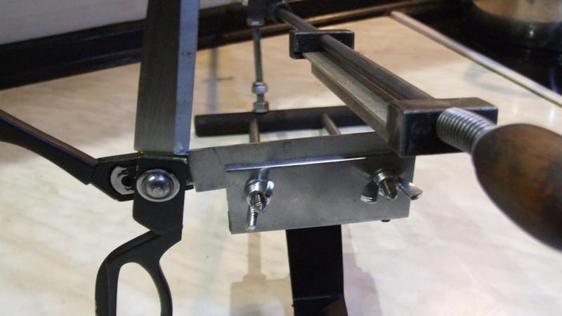 Точилка с поворотным зажимом для ножей и ножниц - <ro>Изображение</ro><ru>Изображение</ru> #3, <ru>Объявление</ru> #1675375