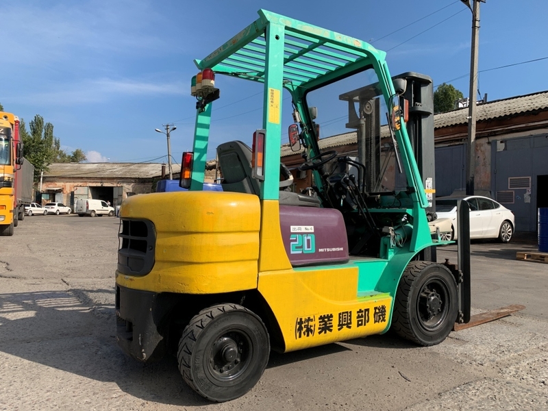 Вилочный автопогрузчик/автонавантажувач Mitsubishi на 2 тонны - <ro>Изображение</ro><ru>Изображение</ru> #10, <ru>Объявление</ru> #1697977