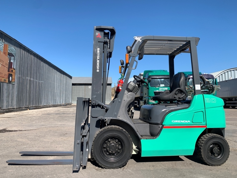 Вилочний автонавантажувач Mitsubishi, з пічкою та бічним зсувом. Модель: FGE20T - <ro>Изображение</ro><ru>Изображение</ru> #1, <ru>Объявление</ru> #1749034