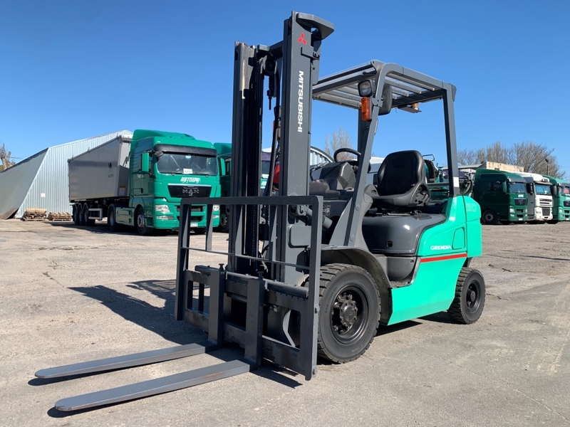 Вилочний автонавантажувач Mitsubishi, з пічкою та бічним зсувом. Модель: FGE20T - <ro>Изображение</ro><ru>Изображение</ru> #2, <ru>Объявление</ru> #1749034