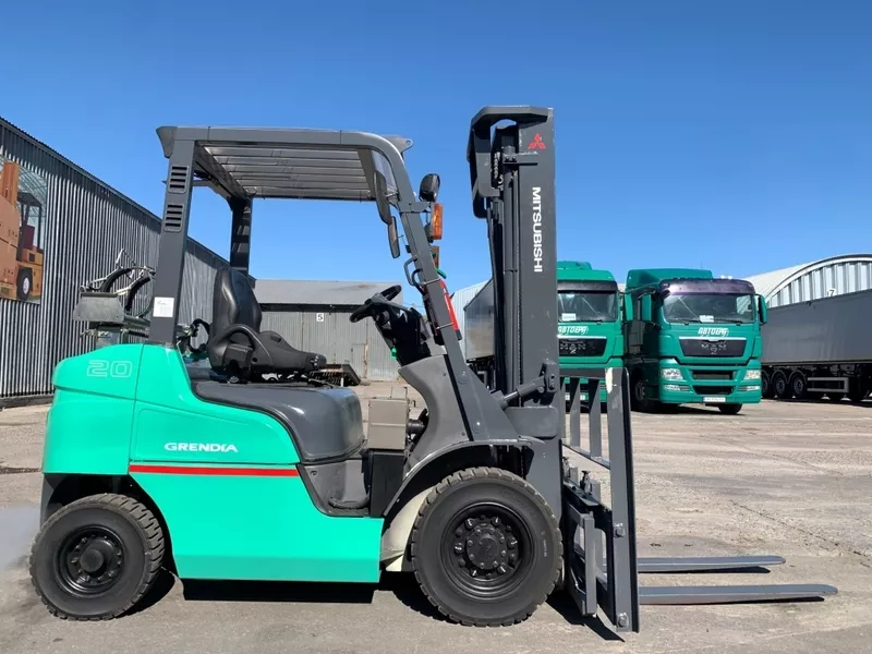 Вилочний автонавантажувач Mitsubishi, з пічкою та бічним зсувом. Модель: FGE20T - <ro>Изображение</ro><ru>Изображение</ru> #6, <ru>Объявление</ru> #1749034