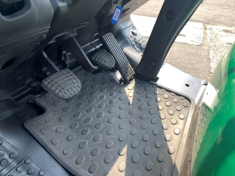 Вилковий автонавантажувач Komatsu на великих 12 колесах. Модель:FG20C-16 - <ro>Изображение</ro><ru>Изображение</ru> #7, <ru>Объявление</ru> #1751138